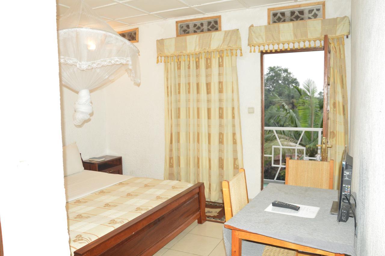 Ubumwe Hotel Gisenyi Exterior photo